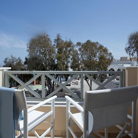 Santorini Med Homes - Sunday Apartment Meszariá Kültér fotó