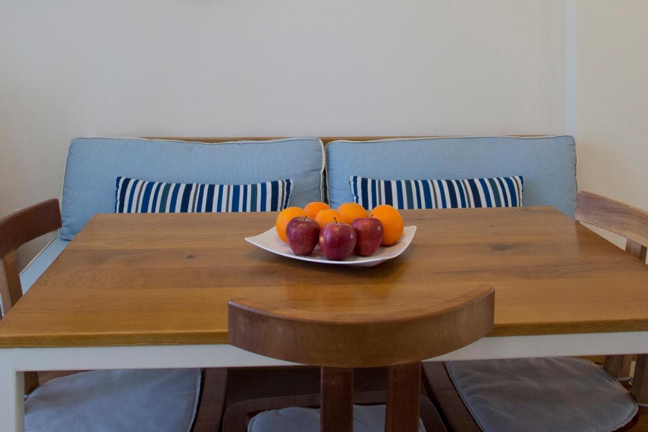 Santorini Med Homes - Sunday Apartment Meszariá Kültér fotó